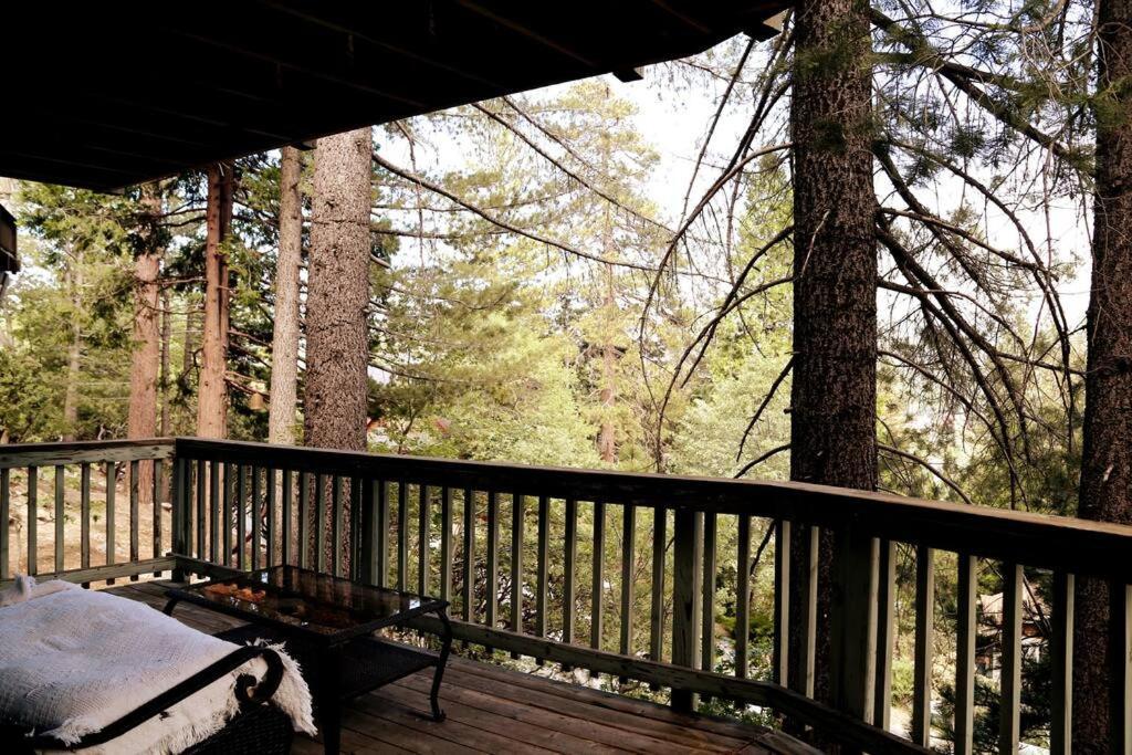 Glimmer Chalet Treetop A-Frame Cabin Lake View Лейк-Эрроухед Экстерьер фото