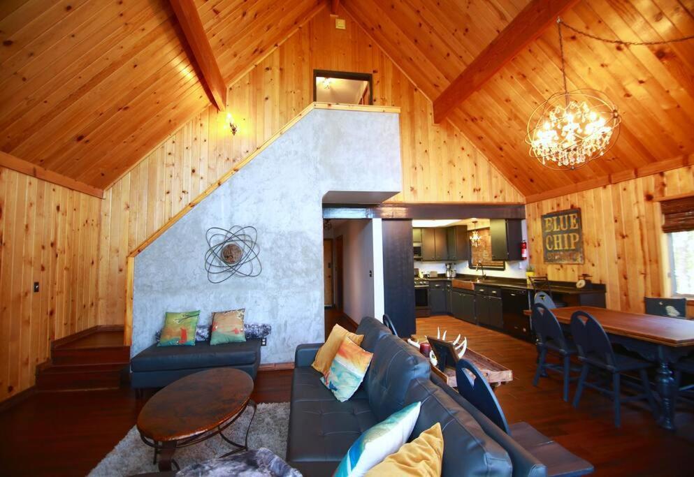 Glimmer Chalet Treetop A-Frame Cabin Lake View Лейк-Эрроухед Экстерьер фото
