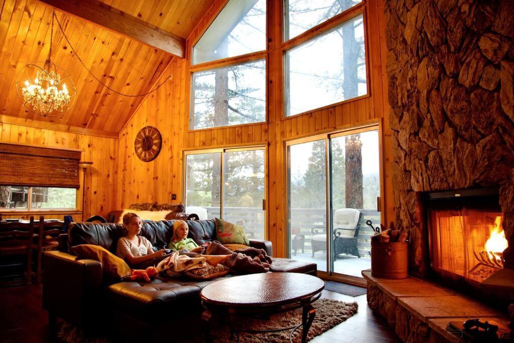 Glimmer Chalet Treetop A-Frame Cabin Lake View Лейк-Эрроухед Экстерьер фото